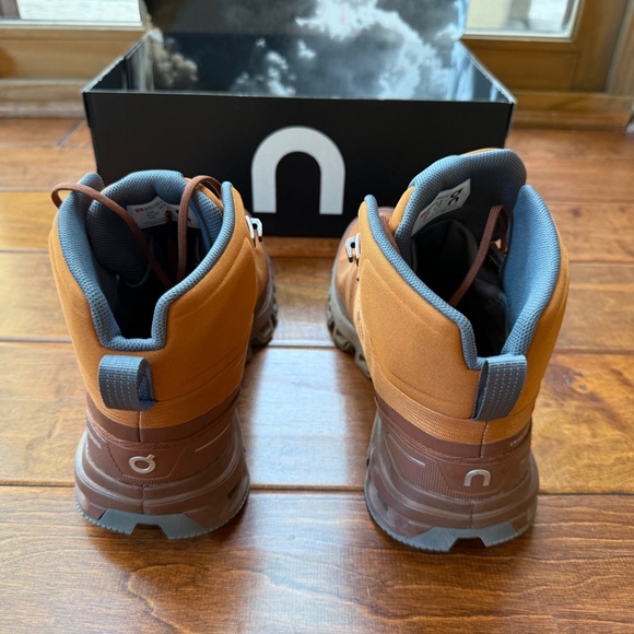 On Cloud-Cloudrock Waterproof Mid Hiking Boot-Pecan color-Women’s 8.5 - Picture 2 of 7